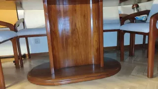 Mesa de comedor o reuniones  con seis sillas