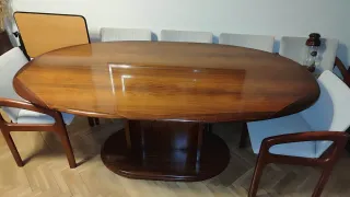 Mesa de comedor o reuniones  con seis sillas