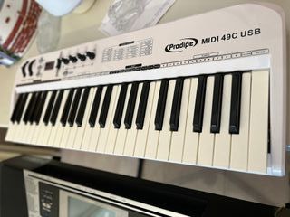 Tastiera Yamaha PSR 550 + MIDI Prodipe