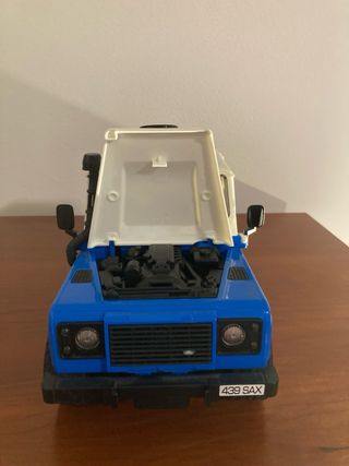 Land Rover Polizia Bruder