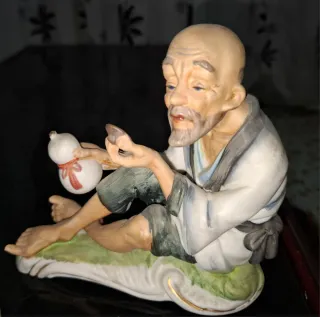 Figuras porcelana japonesa ancianos