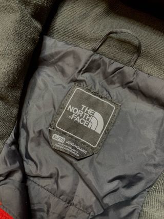 Parka The North Face Mangas Cortas Roja