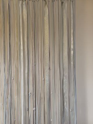 Cortina de tiras gris/plata