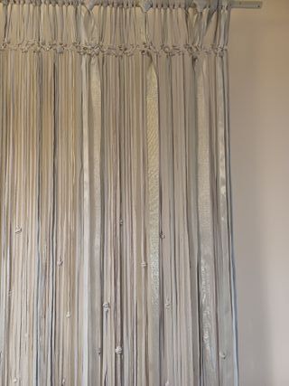 Cortina de tiras gris/plata