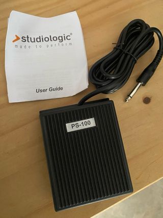 Controlador MIDI Studiologic SL73
