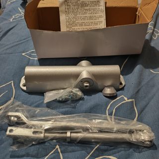 Cierra puertas para trastero, garaje, local