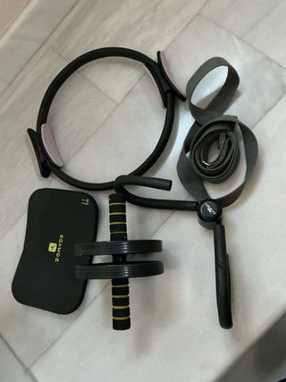 Rueda Abdominal y Esterilla, aro, v y cinta