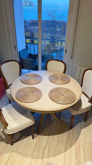 Mesa redonda madera (VENTA URGENTE)