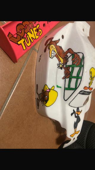 Carrozzeria Mugen MBX4 con alettone e gomme