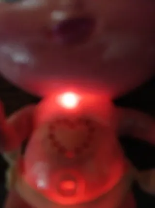 Muñeca bellies brillante.