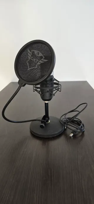 Micrófono Trust GXT 21753 Emita