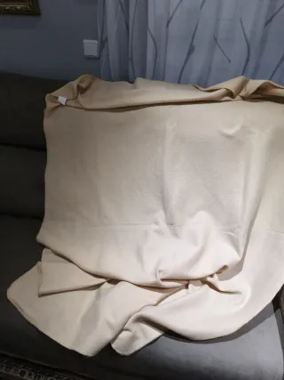 Manta Beige y naranja de 170x150 cm