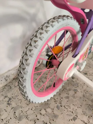 Se vende Bici Patrulla Canina 16 pulgadas Morada