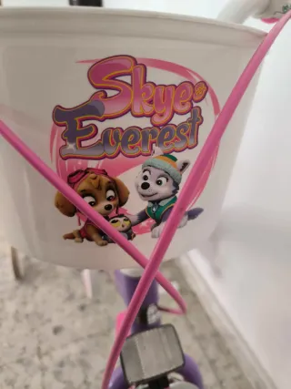 Se vende Bici Patrulla Canina 16 pulgadas Morada