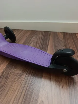 Patinete infantil morado 3 ruedas