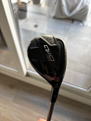 Madera 5 y Híbrido 3 Taylor Made QI10