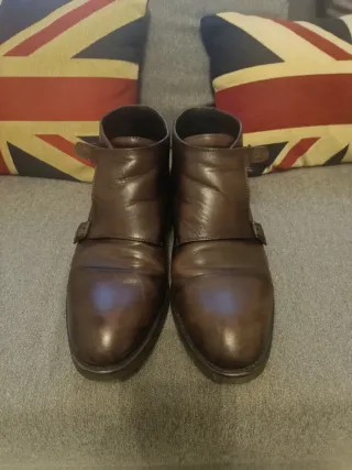 Botín Piel Marrón Hebillas Talla 44