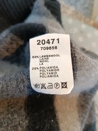 Jersey cuello pico rayas negro y gris