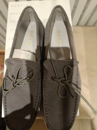 Mocasines Geox grises talla 40