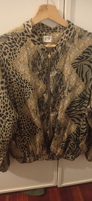 Chaqueta Estampada Animal Print