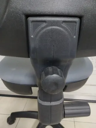 Silla de oficina con ruedas