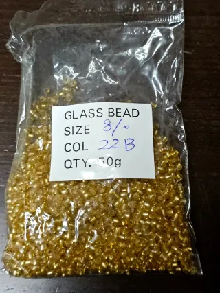 Abalorios dorados Glass Bead 8/0