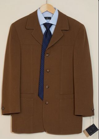 Americana Veneto Marrón nunca usada