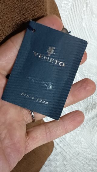 Americana Veneto Marrón nunca usada