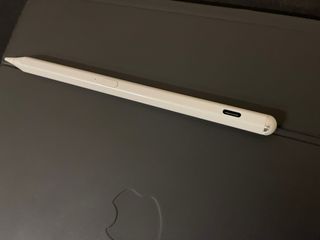 iPad Pro 11 M1 + Magic Keyboard e accessori