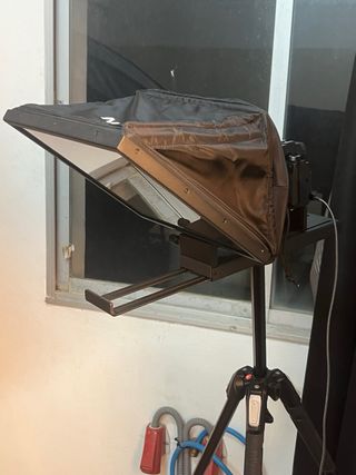 OFERTÓN Teleprompter NEEWER X16B