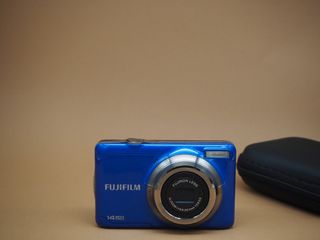 Cámara Fujifilm FinePix JV300
