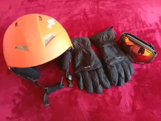 Casco, máscara y guantes ski/snowboard