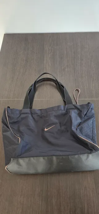 Bolso deportivo Nike Sportwear Essentials