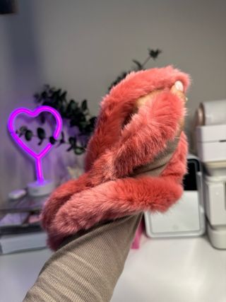 Choker eco pelliccia rosa