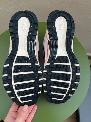 Nike P6000 Vela Negro Guayaba Hielo Rosa