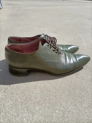 Miu Miu Zapatos Verdes Brogue