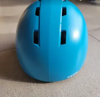 Casco, guantes y mono sky + puzzle