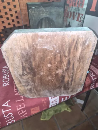 Pedestal estilo clásico