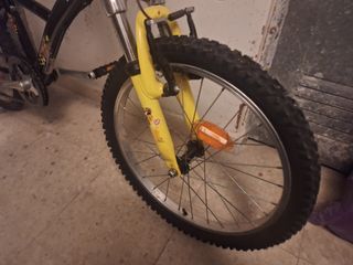 Bicicleta Infantil BTWIN Negra y Amarilla