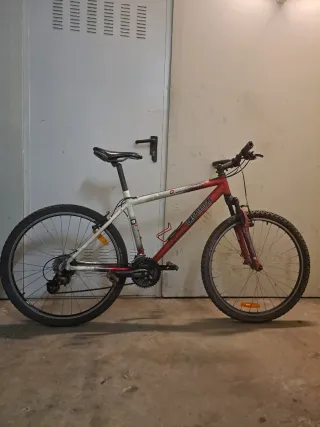 Bicicleta Montaña Decathlon Roja/Blanca