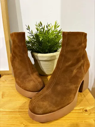 Botines de plataforma marrones – Suave