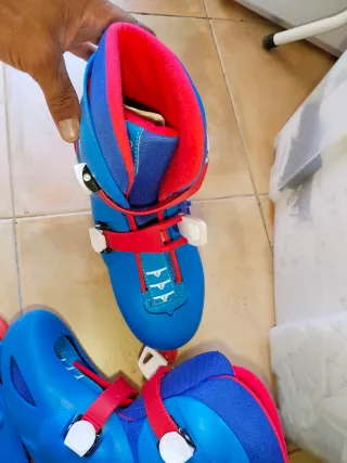 Patines en línea ajustables para niña