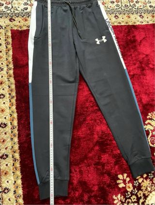 Tuta Under Armour L nuova con cartellino