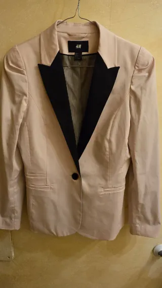 Americana H&M Rosa Palo Talla 40