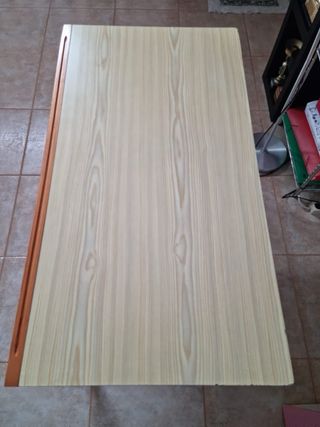 Mesa de billar de madera