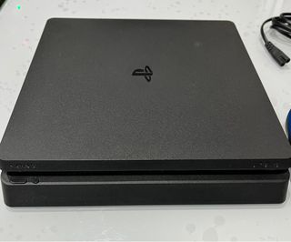Sony PS4 Slim Console Nera completa