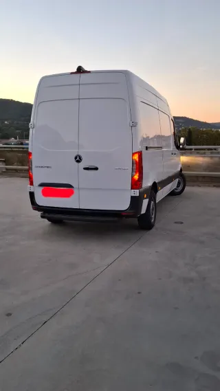 Mercedes-Benz Sprinter 2021