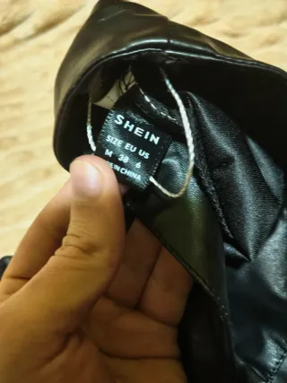 Pantaloni Shein pelle neri taglia M