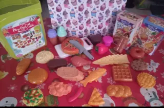 Caja con Comidas de juguete y Carrito de la Compra