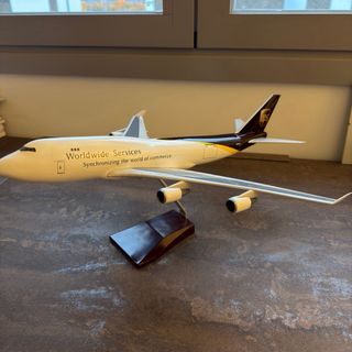 Maqueta avión Boeing 747-400 UPS
